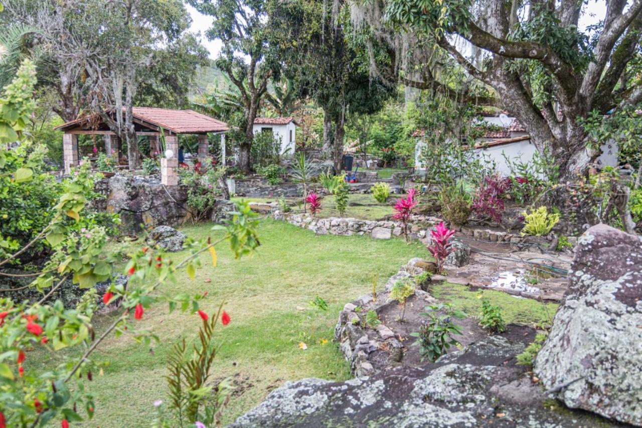 Pousada Dona Lita Igatu Bagian luar foto